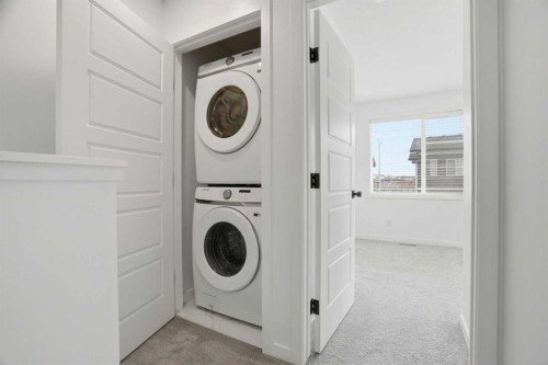 32 Walgrove Common Se, Calgary, AB - Indoor Photo Showing Laundry Room