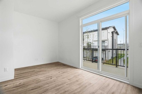 32 Walgrove Common Se, Calgary, AB - Indoor Photo Showing Other Room