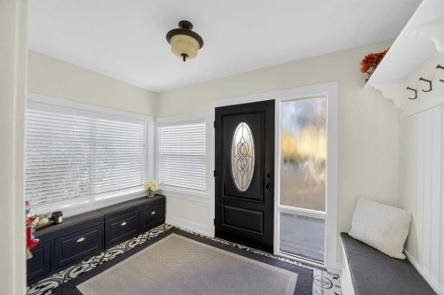 1919 14 Street, Didsbury, AB - Indoor