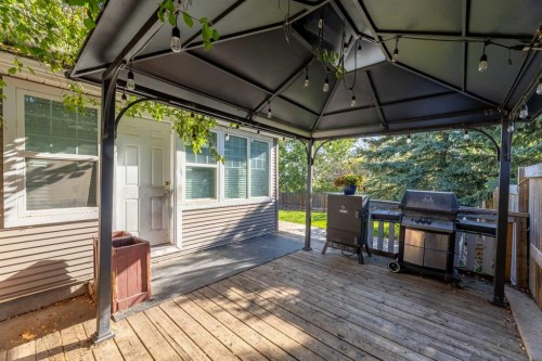 1919 14 Street, Didsbury, AB - Outdoor With Deck Patio Veranda With Exterior