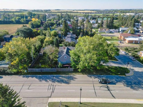 1919 14 Street, Didsbury, AB - Outdoor With View