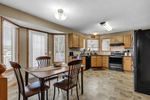 26 Tiller Place Se, Airdrie, AB - Indoor Photo Showing Other Room