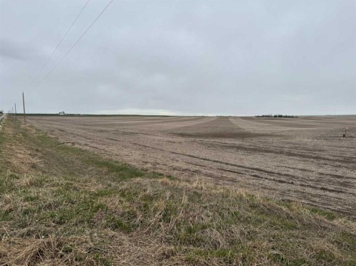466 Ave E. & 336 St. E., Rural Vulcan County, AB 