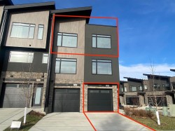 259 Royal Elm Road NW Calgary, AB T3G 0G8