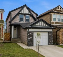 54 Legacy Close SE Calgary, AB T2X 0Y9