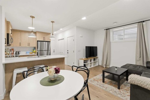 345 Calhoun Common Ne, Calgary, AB - Indoor Photo Showing Dining Room