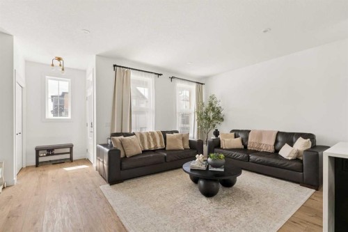 345 Calhoun Common Ne, Calgary, AB - Indoor Photo Showing Living Room