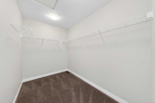 38 Evansfield Terrace Nw, Calgary, AB - Indoor With Storage