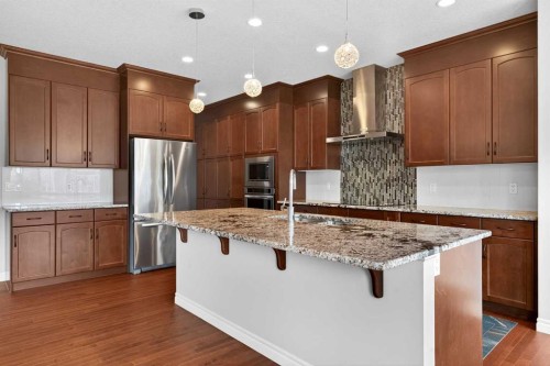 38 Evansfield Terrace Nw, Calgary, AB - Indoor Photo Showing Kitchen With Stainless Steel Kitchen With Upgraded Kitchen