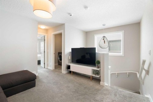 170 Seton Grove Se, Calgary, AB - Indoor