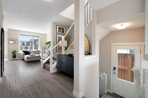 170 Seton Grove Se, Calgary, AB - Indoor