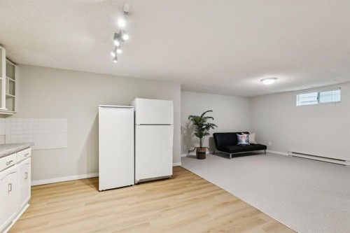 3215 Boulton Road Nw, Calgary, AB - Indoor