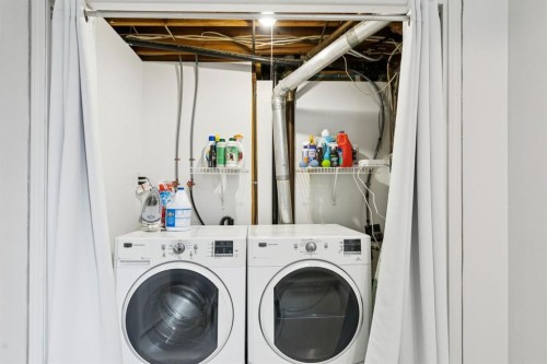 3215 Boulton Road Nw, Calgary, AB - Indoor Photo Showing Laundry Room
