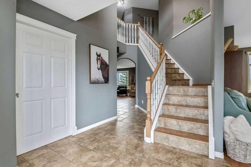 1105 Turner Gate Sw, Diamond Valley, AB - Indoor Photo Showing Other Room