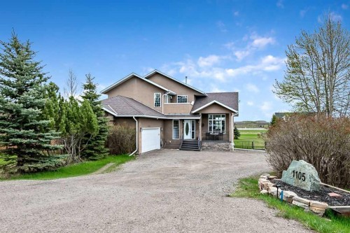 1105 Turner Gate Sw, Diamond Valley, AB - Outdoor