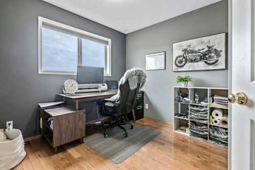 1105 Turner Gate Sw, Diamond Valley, AB - Indoor Photo Showing Office
