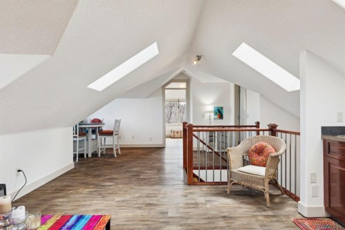 2405 Bowness Road Nw, Calgary, AB - Indoor Photo Showing Other Room