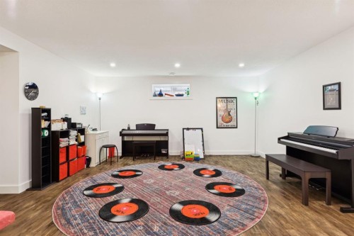 2405 Bowness Road Nw, Calgary, AB - Indoor