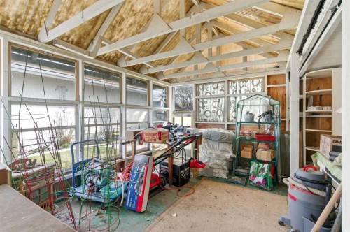 6215 Thorncliffe Drive Nw, Calgary, AB - Indoor