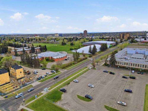 9032 Fairmount Drive Se, Calgary, AB 