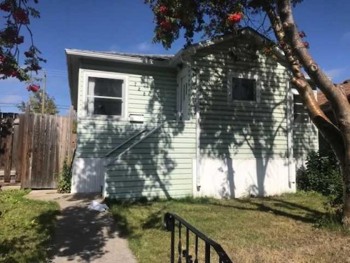 728 20 Avenue Nw, Calgary, AB - Outdoor