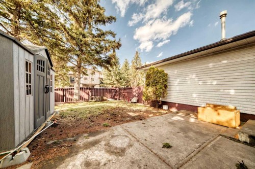4 Fonda Crescent Se, Calgary, AB - Outdoor