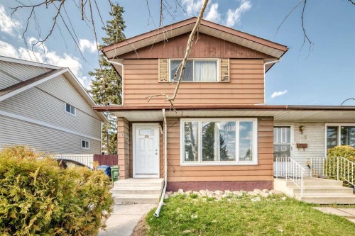4 Fonda Crescent Se, Calgary, AB - Outdoor With Facade