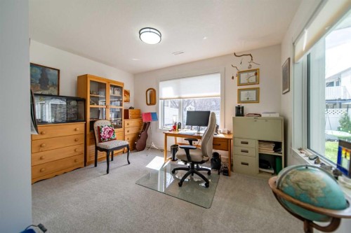 9 Scripps Landing Nw, Calgary, AB - Indoor Photo Showing Office