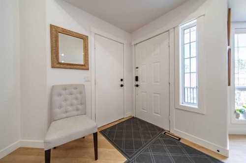 9 Scripps Landing Nw, Calgary, AB - Indoor Photo Showing Other Room