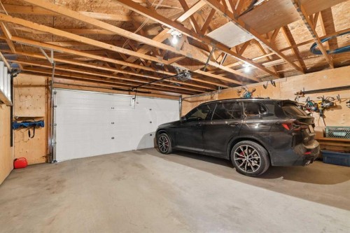 177 Walden Manor Se, Calgary, AB - Indoor Photo Showing Garage