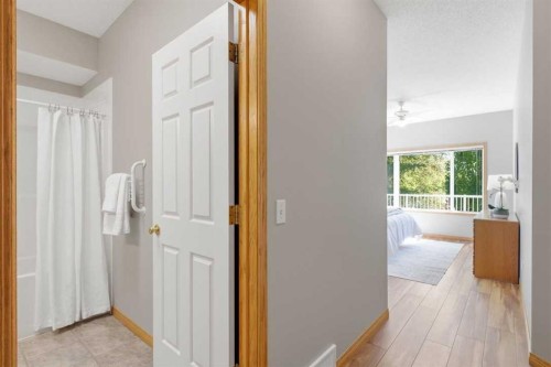 545 Rocky Ridge Bay Nw, Calgary, AB - Indoor Photo Showing Other Room