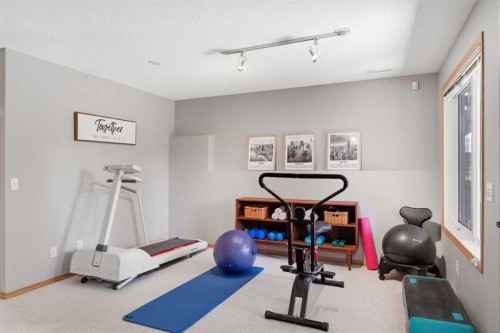 545 Rocky Ridge Bay Nw, Calgary, AB - Indoor