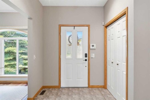545 Rocky Ridge Bay Nw, Calgary, AB - Indoor Photo Showing Other Room