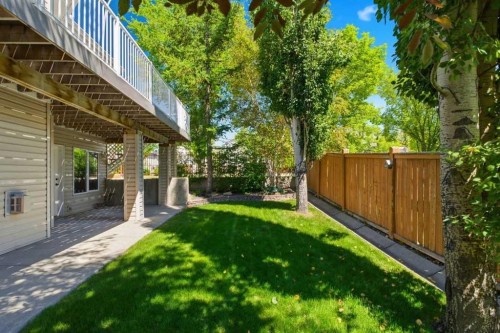 545 Rocky Ridge Bay Nw, Calgary, AB - Outdoor