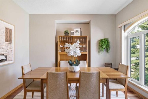545 Rocky Ridge Bay Nw, Calgary, AB - Indoor Photo Showing Dining Room