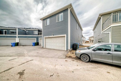 115 Cityscape Boulevard Ne, Calgary, AB -  Photo Showing Garage