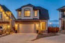 490 Mahogany Manor Se, Calgary, AB  - Outdoor 