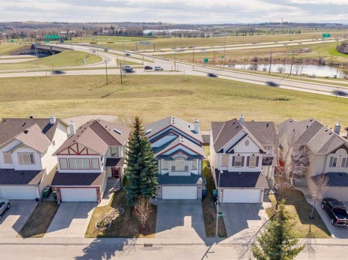 108 Somerside Crescent Sw, Calgary, AB - Outdoor With Facade
