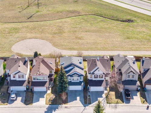 108 Somerside Crescent Sw, Calgary, AB - Outdoor With Facade