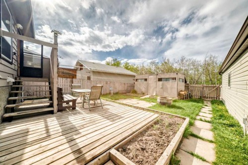 43 Mckenna Way Se, Calgary, AB - Outdoor With Deck Patio Veranda