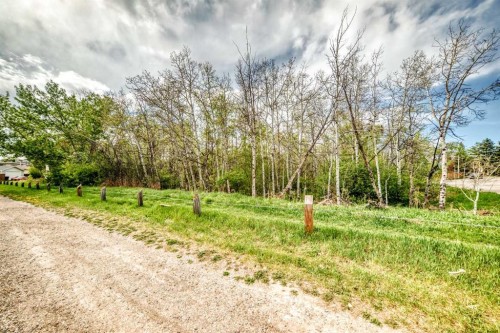43 Mckenna Way Se, Calgary, AB - Outdoor