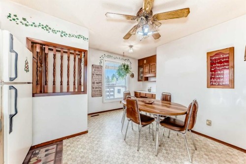 43 Mckenna Way Se, Calgary, AB - Indoor Photo Showing Dining Room
