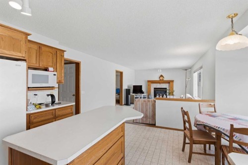 28 Sunlake Circle Se, Calgary, AB - Indoor