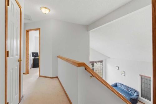 28 Sunlake Circle Se, Calgary, AB - Indoor Photo Showing Other Room