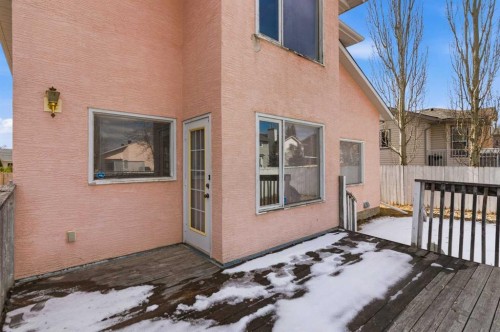 28 Sunlake Circle Se, Calgary, AB - Outdoor With Exterior