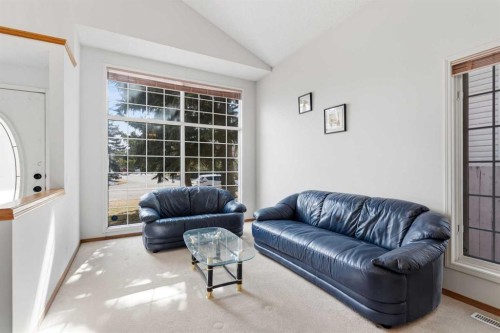28 Sunlake Circle Se, Calgary, AB - Indoor