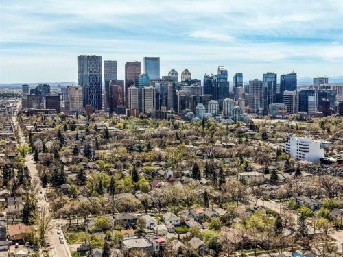 2-306 14 Avenue Ne, Calgary, AB - Outdoor With View