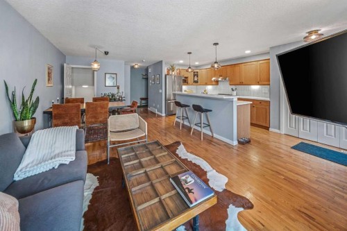 2-306 14 Avenue Ne, Calgary, AB - Indoor