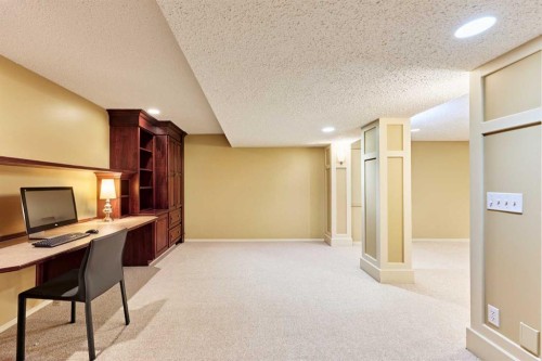 243 Hampshire Close Nw, Calgary, AB - Indoor Photo Showing Office