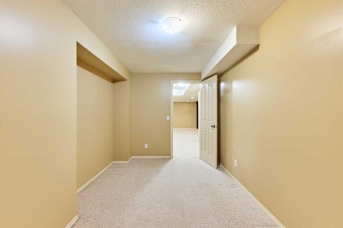 243 Hampshire Close Nw, Calgary, AB - Indoor Photo Showing Other Room
